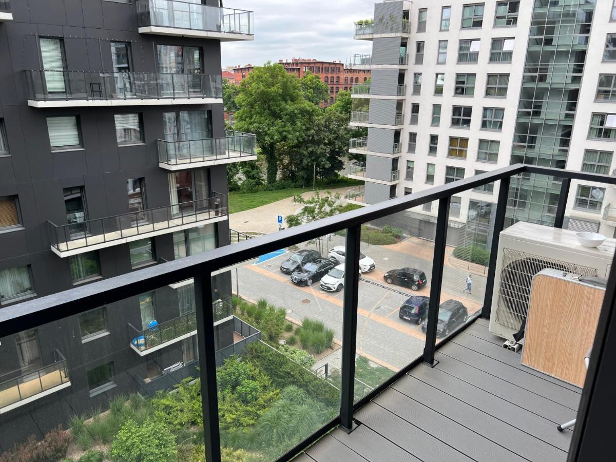 Apartament Mieszczanski Klima-Parkigfree2X-Netflix-Youtube Wroclaw Luaran gambar