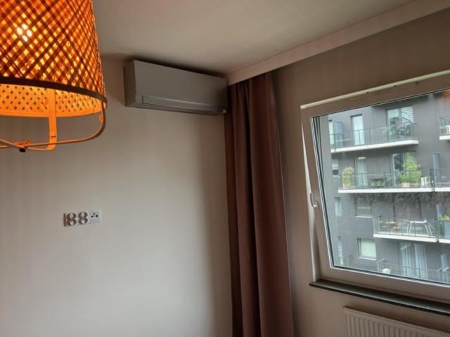 Apartament Mieszczanski Klima-Parkigfree2X-Netflix-Youtube Wroclaw Luaran gambar